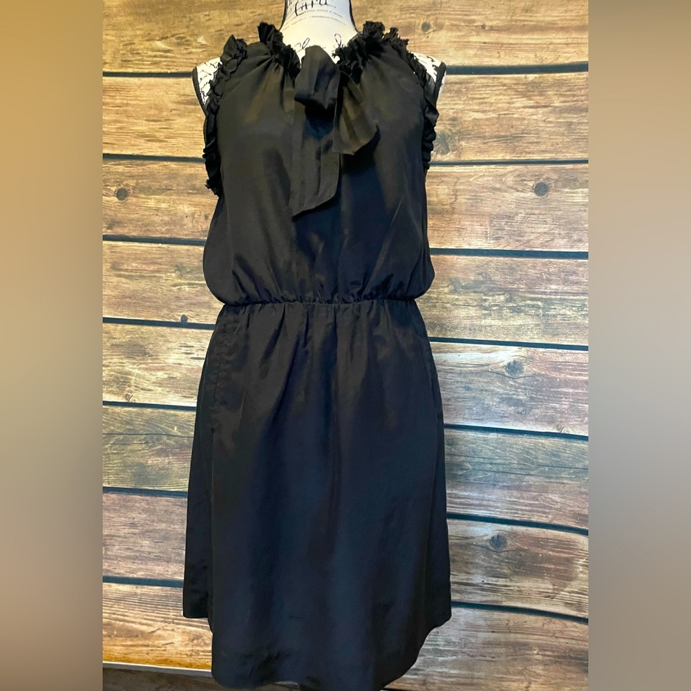 Gap Sleeveless Drawstring Neckline Dress
